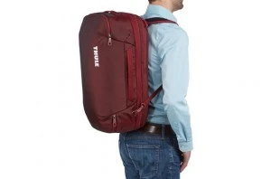Thule Subterra 40 l Weinrot 557975_sized_640x420