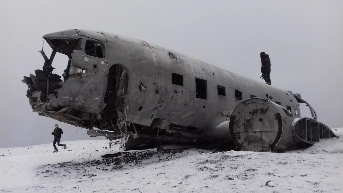 Wrack der Douglas Super DC-3 Dakota (Island)