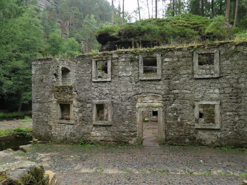 Böhmische Schweiz - Ruine der Dolský mlýn